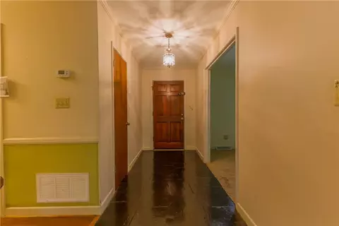 604 Roosevelt Dr, Easley, SC 29642 photo 3