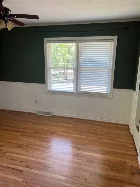 2016 Corinth Dr, Seneca, SC 29672 photo 9