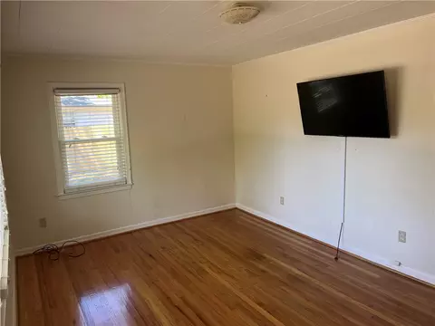2016 Corinth Dr, Seneca, SC 29672 photo 6