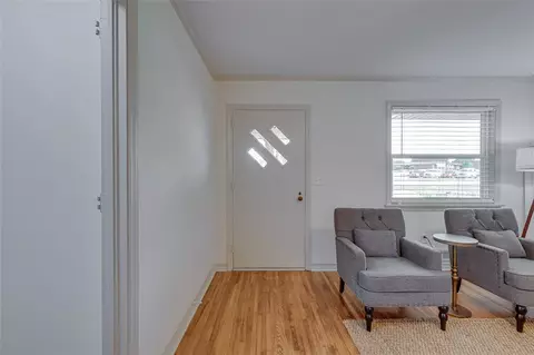 506 E Fredericks St, Anderson, SC 29621 photo 3