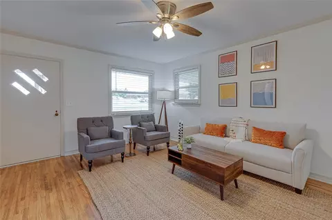 506 E Fredericks St, Anderson, SC 29621 photo 2