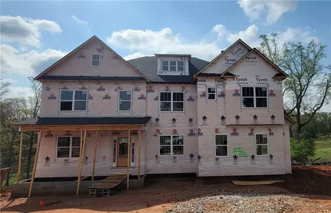 305 Forest Edge Rd, Piedmont, SC 29673