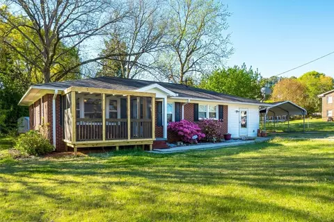 406 Overbrook Dr, Seneca, SC 29678