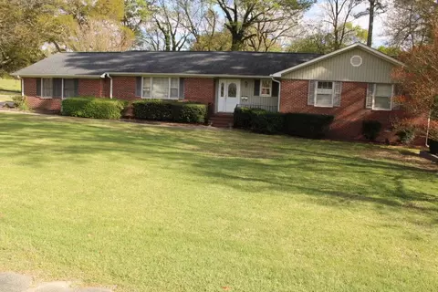 32 Austin St, Williamston, SC 29697