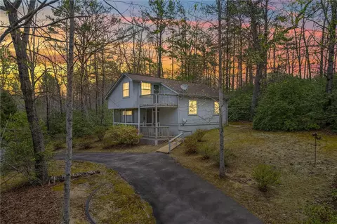197 Pumpkin Ln, Pickens, SC 29671