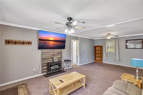 126 Mccoy Dr, Starr, SC 29684 photo 4