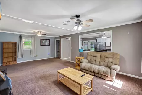 126 Mccoy Dr, Starr, SC 29684 photo 3