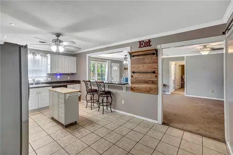 126 Mccoy Dr, Starr, SC 29684 photo 6