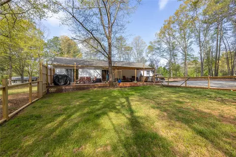 446 Patterson St, Central, SC 29630 photo 17