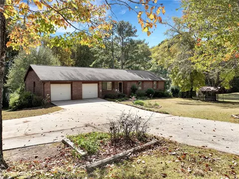 135 Campbell Bridge Rd, Seneca, SC 29678