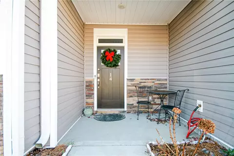 14 Planters Pl, Greer, SC 29650 photo 2
