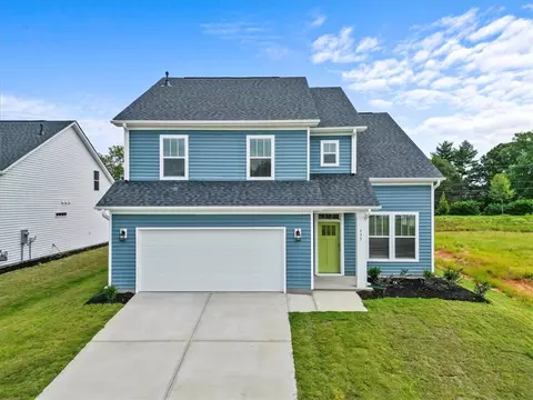 135 Ives Way, Piedmont, SC 29673