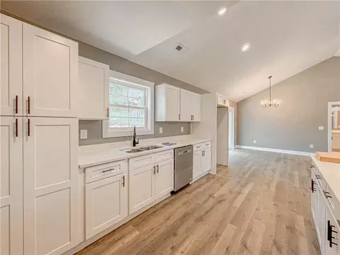 103 Mormon St, Seneca, SC 29678 photo 14