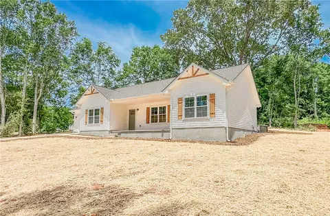 103 Mormon St, Seneca, SC 29678 photo 3