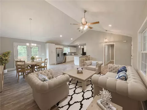 103 Mormon St, Seneca, SC 29678 photo 7