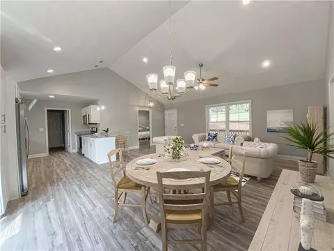 103 Mormon St, Seneca, SC 29678 photo 8