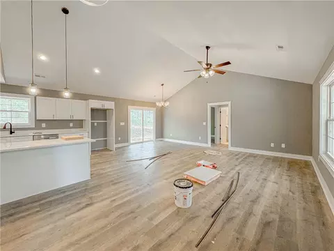 103 Mormon St, Seneca, SC 29678 photo 9