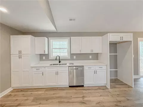 103 Mormon St, Seneca, SC 29678 photo 16