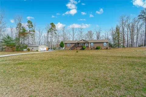 906 Talley Bridge Rd, Cleveland, SC 29635