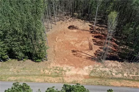 Commonwealth Drive, Martin, GA 30557