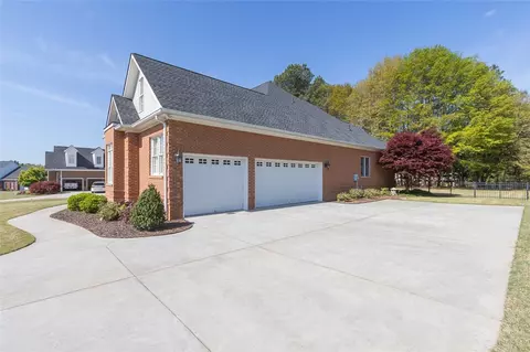 112 Ridgeway Trl, Anderson, SC 29621 photo 5