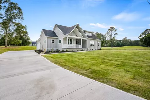 1014 Cox Rd, Anderson, SC 29621 photo 2
