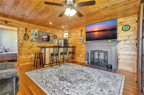 821 Rainey Rd, Starr, SC 29684 photo 6