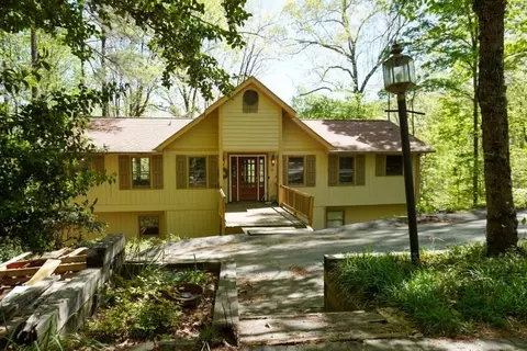 16 Gulf Stream Ln, Salem, SC 29676