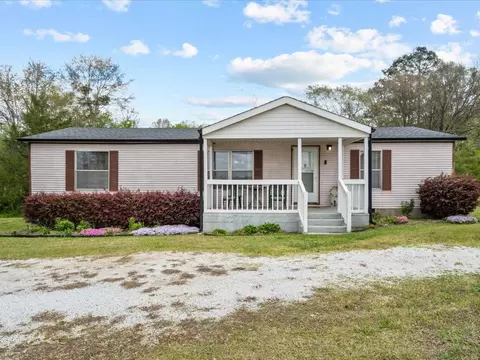 1110 Ebenezer Rd, West Union, SC 29696