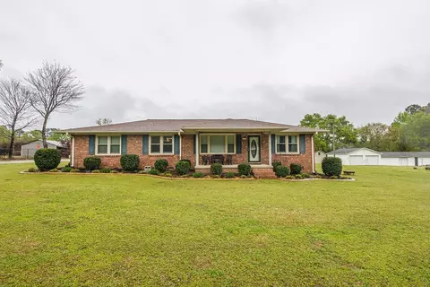 105 Dacus Dr, Williamston, SC 29697 photo 2
