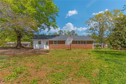 116 Pine Forest Dr, Easley, SC 29642 photo 31