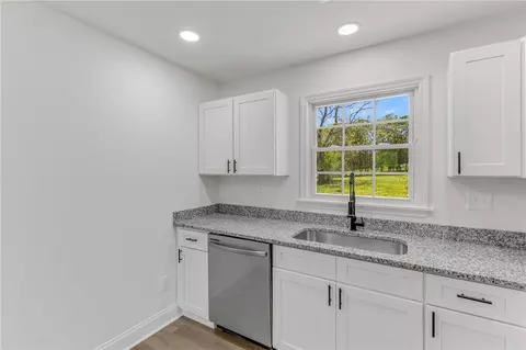 116 Pine Forest Dr, Easley, SC 29642 photo 13