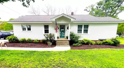 604 Sherwood Ave, Honea Path, SC 29654 photo 1
