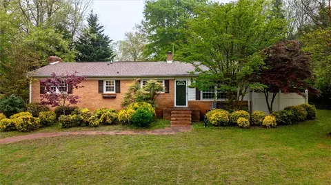 121 Judy Dr, Pickens, SC 29671