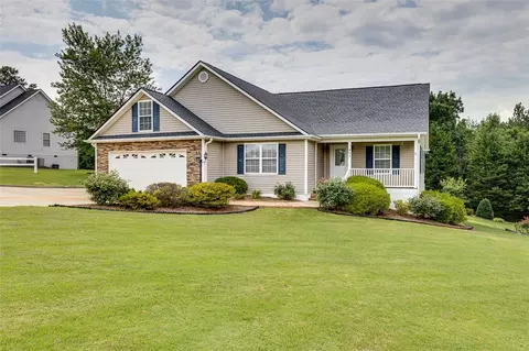 861 N Old Pendleton Rd, Liberty, SC 29657