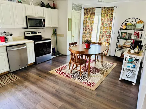 103 Bragg Dr, Williamston, SC 29697 photo 5