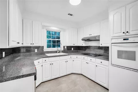 106 Clarol Dr, Honea Path, SC 29654 photo 4