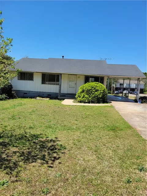 1010 Shiloh Rd, Seneca, SC 29678