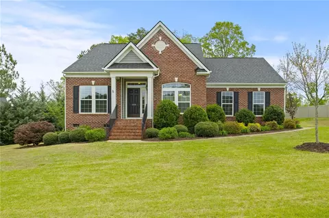 109 Wilshire Dr, Easley, SC 29642