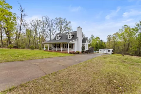 113 Windtree Rdg, Pickens, SC 29671 photo 3