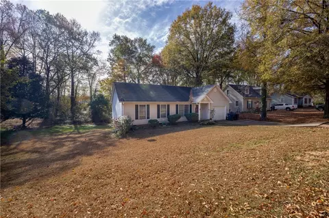 415 Mayfield Dr, Anderson, SC 29625