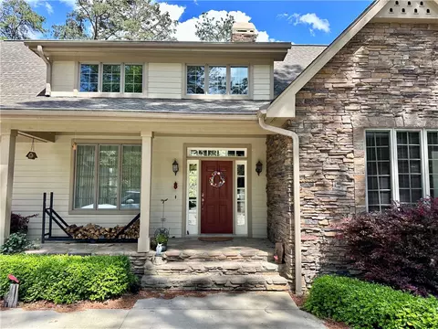 412 Windcrest Ct, Salem, SC 29676