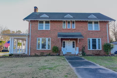 501 N Main St, Abbeville, SC 29620