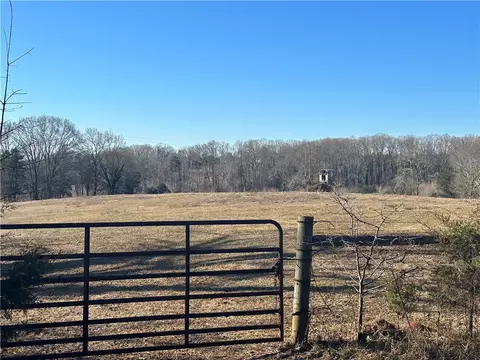 5106 Highway 187 Hwy, Starr, SC 29684