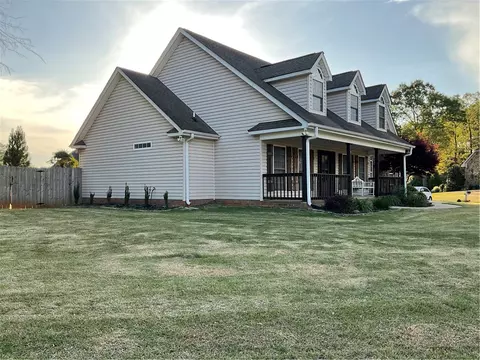 101 Pondstone Ct, Easley, SC 29642 photo 3