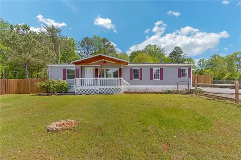 302 Lonesome Pine Ln, Wellford, SC 29385