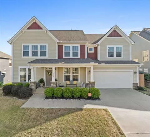 720 Lockhurst Dr, Simpsonville, SC 29681