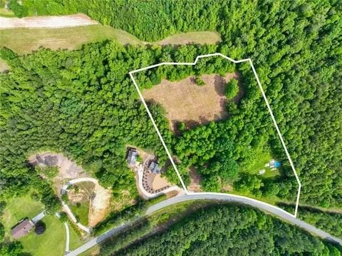 Jocassee Lake Road, Salem, SC 29676