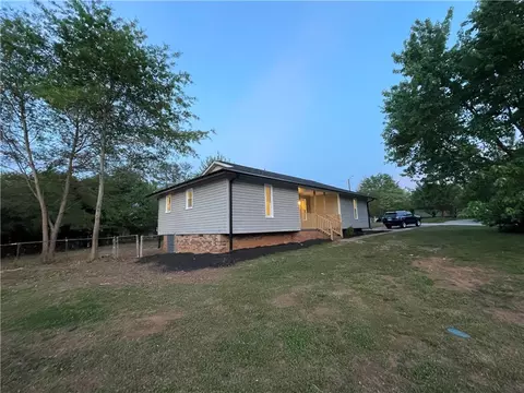 101 Sequoia Ct, Easley, SC 29640 photo 3