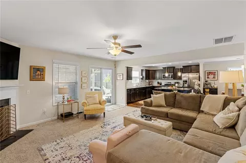 170 Sunny Point Loop, Central, SC 29630 photo 17